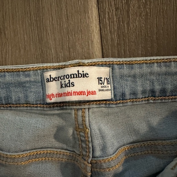 Abercrombie Kids Light Blue High-Rise Jeans 15/16 - Picture 4 of 7